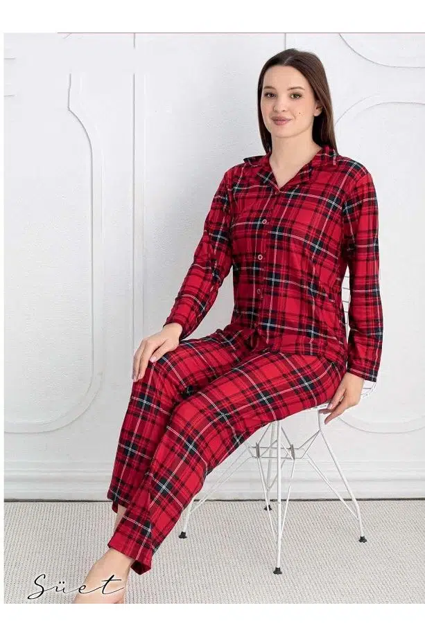 Kadın Mevsimlik Yakalı Boydan Düğmeli Süet Pijama Takımı - Ekose